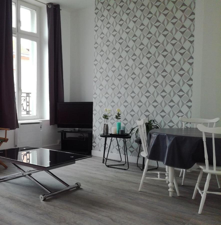St Cyr Logement Lumineux Dans Coeur De Ville & Wifi Boulogne-sur-Mer Buitenkant foto